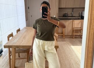 Is It Just Me, or Is Every Cool Girl Wearing These Flip-Flop Color Trends Instead of Black?