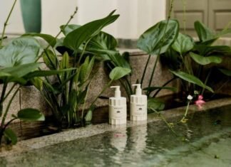 Mandarin Oriental and Amouage Unveil ‘Whispers of the Fan’ – A Bespoke Luxury Amenities Line Inspired by the Art of Hospitality
