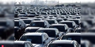 Auto industry faces Rs 25k cr hit due to end-of-life vehicle rule