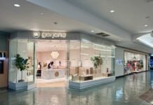Laguna Beach-founded jewelry brand, gorjana, opens in Lakeside Shopping Center