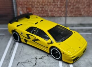 Hot Wheels Unboxing: 10 Fast Cars That Are Made in Italy