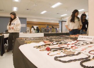 Davis Senior Center returns for its annual jewelry sale
