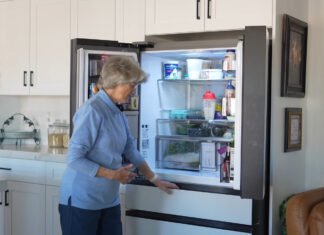 This Samsung Bespoke Refrigerator Is $1300 Off During Home Depot’s Memorial Day Sale
