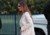 Not Trainers, Not Loafers—It Girls are Styling Cropped Jeans With This Effortlessly Chic Sandal Trend Instead