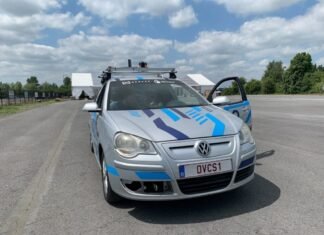 OVCS: Raspberry Pi–powered electric car