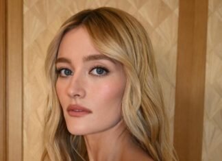 Sarah Pidgeon Just Wore Some Anti-CBK Waves on the Met Gala Red Carpet—Here’s How They Were Created