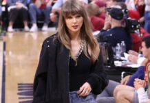 Taylor Swift Wears Summer’s It Bag Trend—and We Called It Back in January