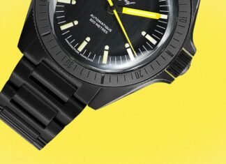 This Blacked-Out Automatic Dive Watch Is an Affordable Retro Stunner