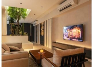 Hoft Interior Introduces a Bespoke Interior Showroom in Singapore