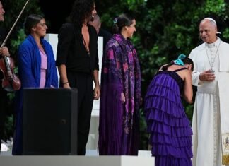 Video. Pope Leo XIV meets Antonio Banderas, watches flamenco performance in Madrid