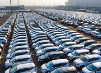 Carmakers seek govt help to trace old vehicles for recycling