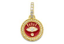 Amanda’s Style File: Tiny Charms Are Trending