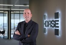 Horse Powertrain wins Sturmey Award automotive for innovation