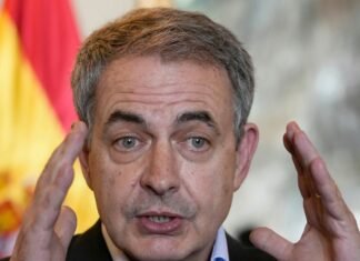Spain’s former PM faces tax fraud inquiry as police find €1.3m of jewellery