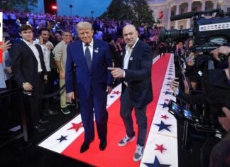 LIVE: Trump watches UFC Freedom 250 fight at the White House