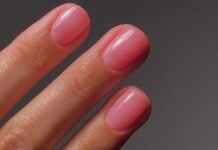 I Stand By It—This Jelly Nail Polish Delivers the Chicest Minimal Summer Manicure