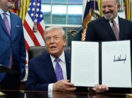 Just months after Trump warned states not to regulate AI, Republican and Democratic lawmakers are doing it anyway