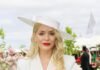 Holly Willoughby wears Kate Middleton’s go-to handbag to Royal Ascot whilst accessorising her elegant white blazer dress