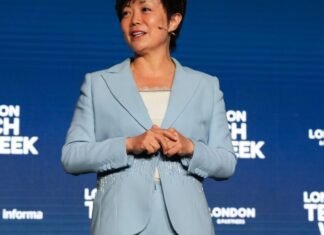 BYD wants to become the world’s largest automaker in five years. Stella Li is the executive selling that vision to the world