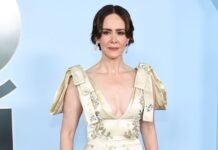 Tony Awards 2026 Red Carpet Fashion: See Every Outfit Here