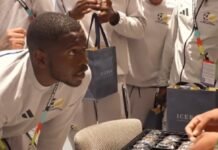 South Africa boosted by World Cup bonus: $43,000 in jewelry