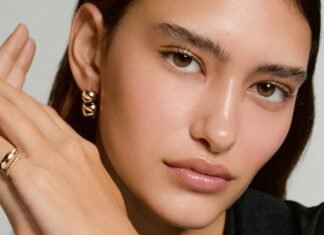 Mejuri Debuts Steel Collection, Expanding Everyday Jewelry Offerings