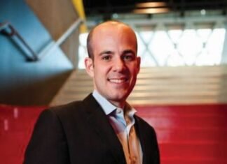 Artificial Intelligence Expert: Keynote Speaker Scott Steinberg