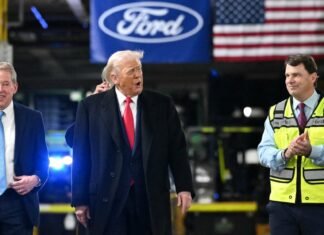 Trump to Automakers: “You Don’t Want People to Fix Their Cars”