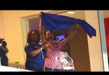 LiveTube News | Video: Vozinha’s mom watches her son with Cape Verde flag