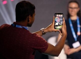 AI is getting women wrong, the cost is growing