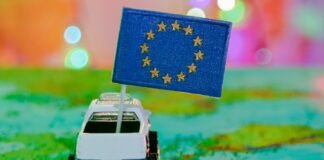 EU and UK car makers seek Brexit EV rules delay