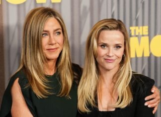Jennifer Aniston’s $1350 Dress Is So Elegant, But These Zara Ones Are Way Cheaper