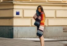 A French Girl vs. Scandi Girl Style Showdown: Who Wins?