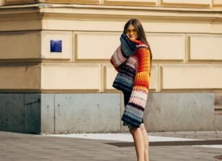 A French Girl vs. Scandi Girl Style Showdown: Who Wins?