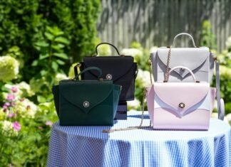 11 Juillet Hosts East Hampton Luncheon to Debut Mini Mayfair Bag