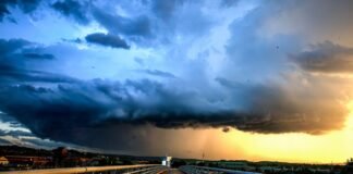 Severe thunderstorm watches and warnings for parts of CNY through late day 4th of July