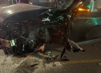 Three injured in early morning crash, fire in Lodi