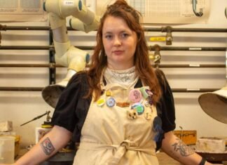 Creating community: UGA mixed media jewelry workshop builds connections