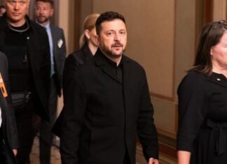 Senate takes first steps on Russian sanctions as Zelenskyy watches from Senate gallery