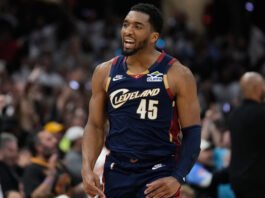 NBA: Donovan Mitchell, Cavaliers agree on deal as LeBron watches