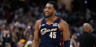 NBA: Donovan Mitchell, Cavaliers agree on deal as LeBron watches