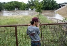 Weather conditions again brought devastating floods to a vulnerable swath of Texas