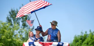 Thousands brave heat to watch Bangor-area 4th of July parade