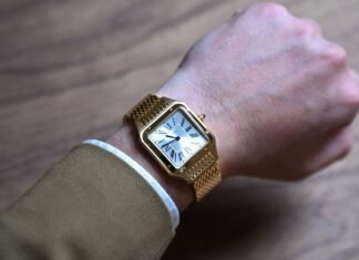 The Wind Up: The Silken Feel of Cartier’s Stunning Gold Santos-Dumont