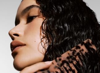 Reverse Hair Washing Can Boost Volume—Here’s How