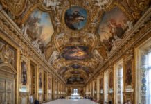 No Jewelry on Display as Louvre Reopens Apollo Gallery After Theft