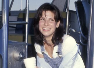 20 Stunning Vintage Photos of Sandra Bullock