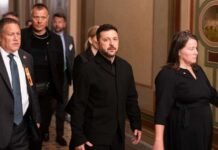 Senate takes first steps on Russian sanctions after meeting with Zelenskyy