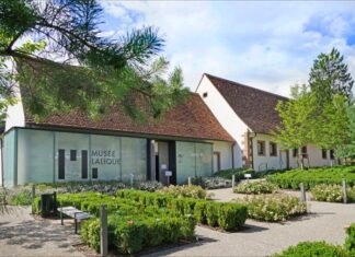 $4.5M in Jewelry Stolen in French Museum Heist