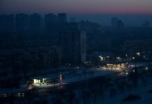 Need power during a blackout? Car makers want you to buy vehicles with that in mind
